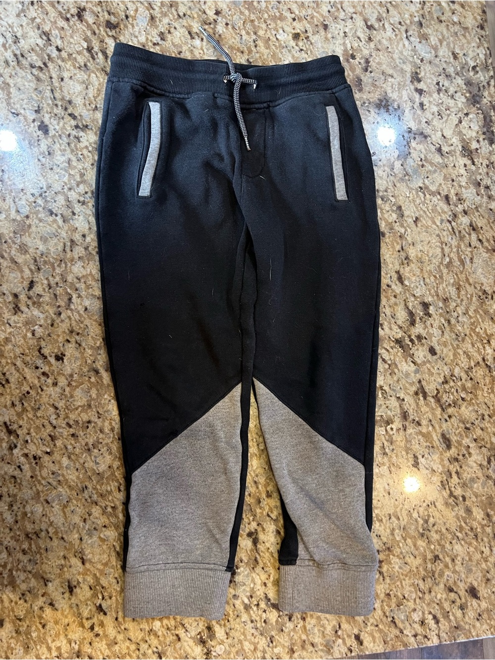fabkids Black and Gray Colorblock Jogger Sweatpants